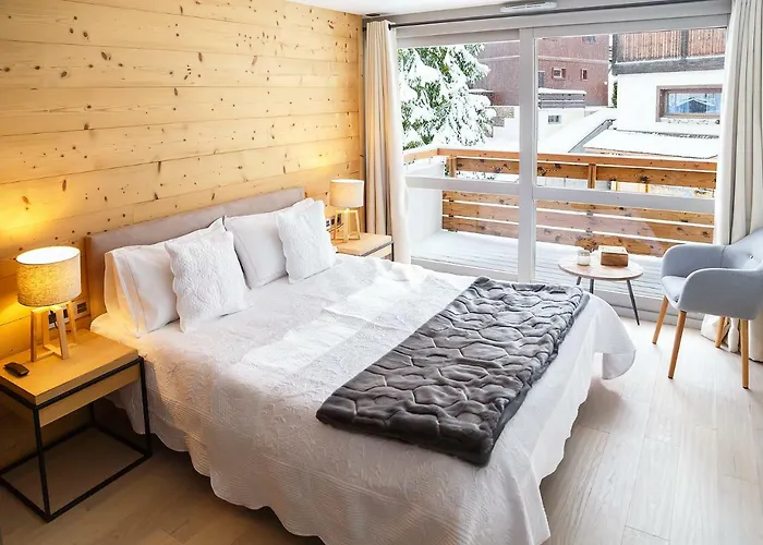 Fantastic Tenement - Ae 101 * Megève